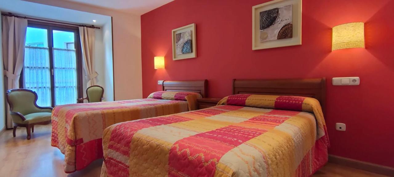 Hotel Rural La Plaza Caso Ngoại thất bức ảnh