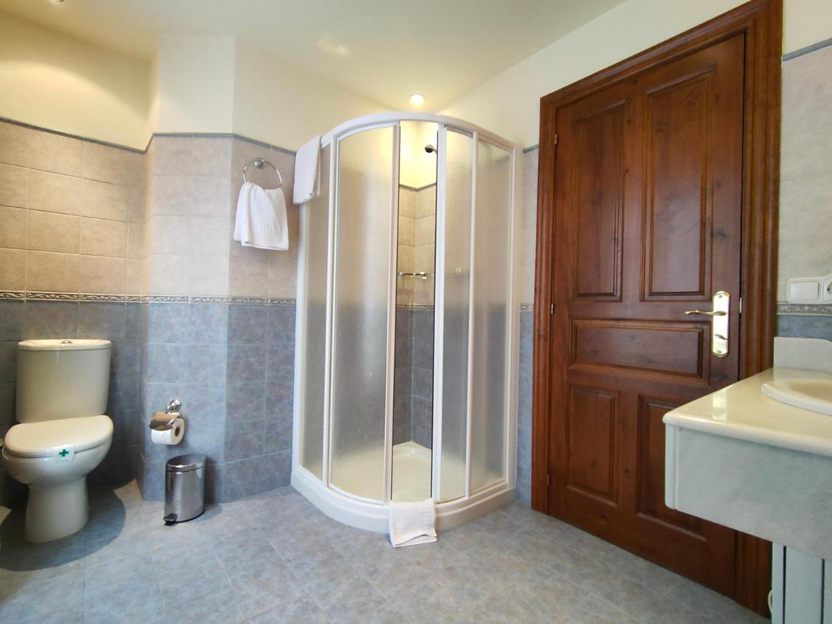 Hotel Rural La Plaza Caso Ngoại thất bức ảnh