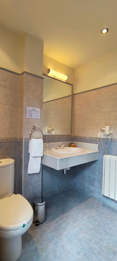 Hotel Rural La Plaza Caso Ngoại thất bức ảnh