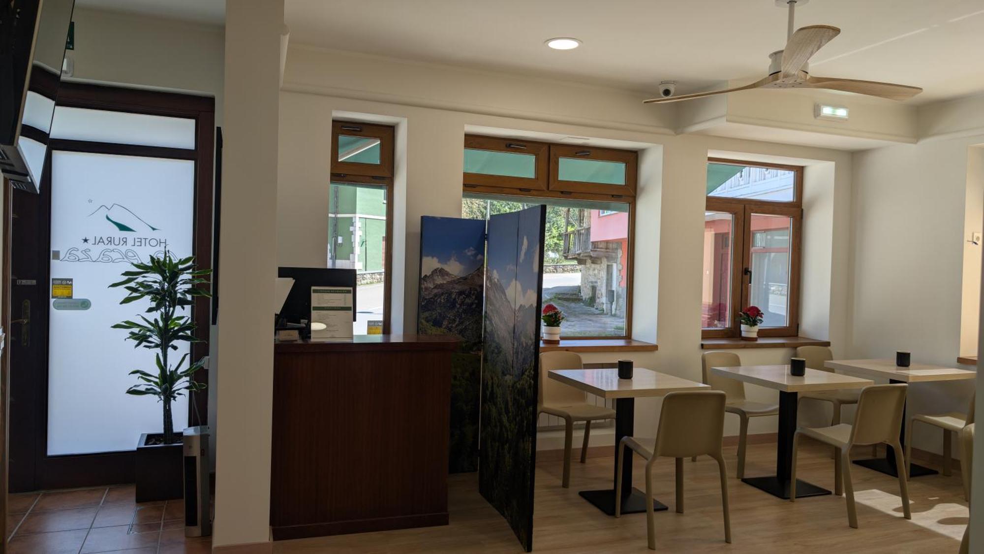 Hotel Rural La Plaza Caso Ngoại thất bức ảnh